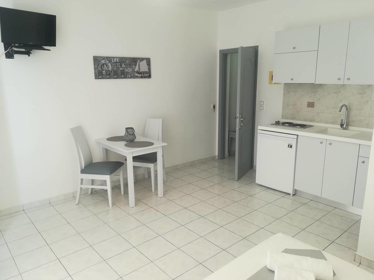 Venus De Milo Apartment Adamantas  ภายนอก รูปภาพ