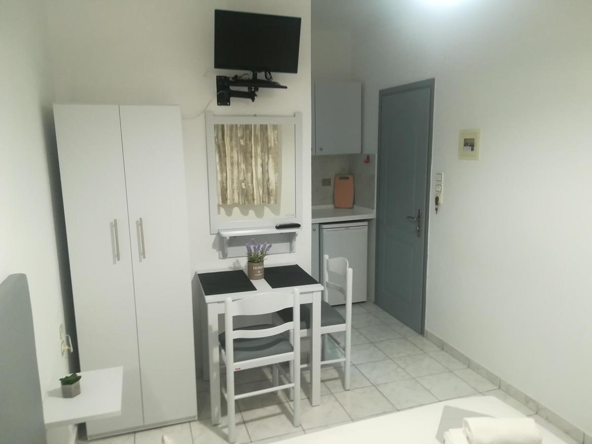 Venus De Milo Apartment Adamantas  ภายนอก รูปภาพ